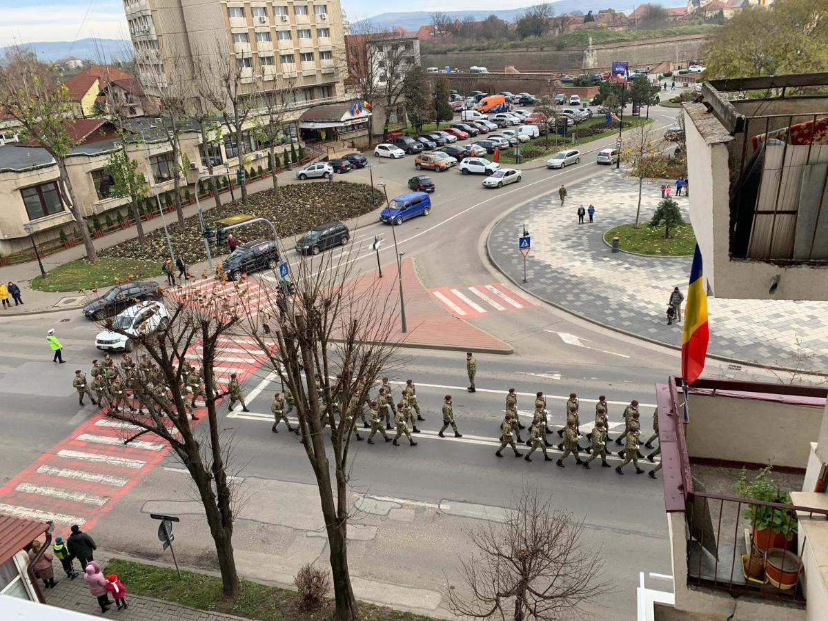 Apartament Viorela Alba Iulia Bagian luar foto